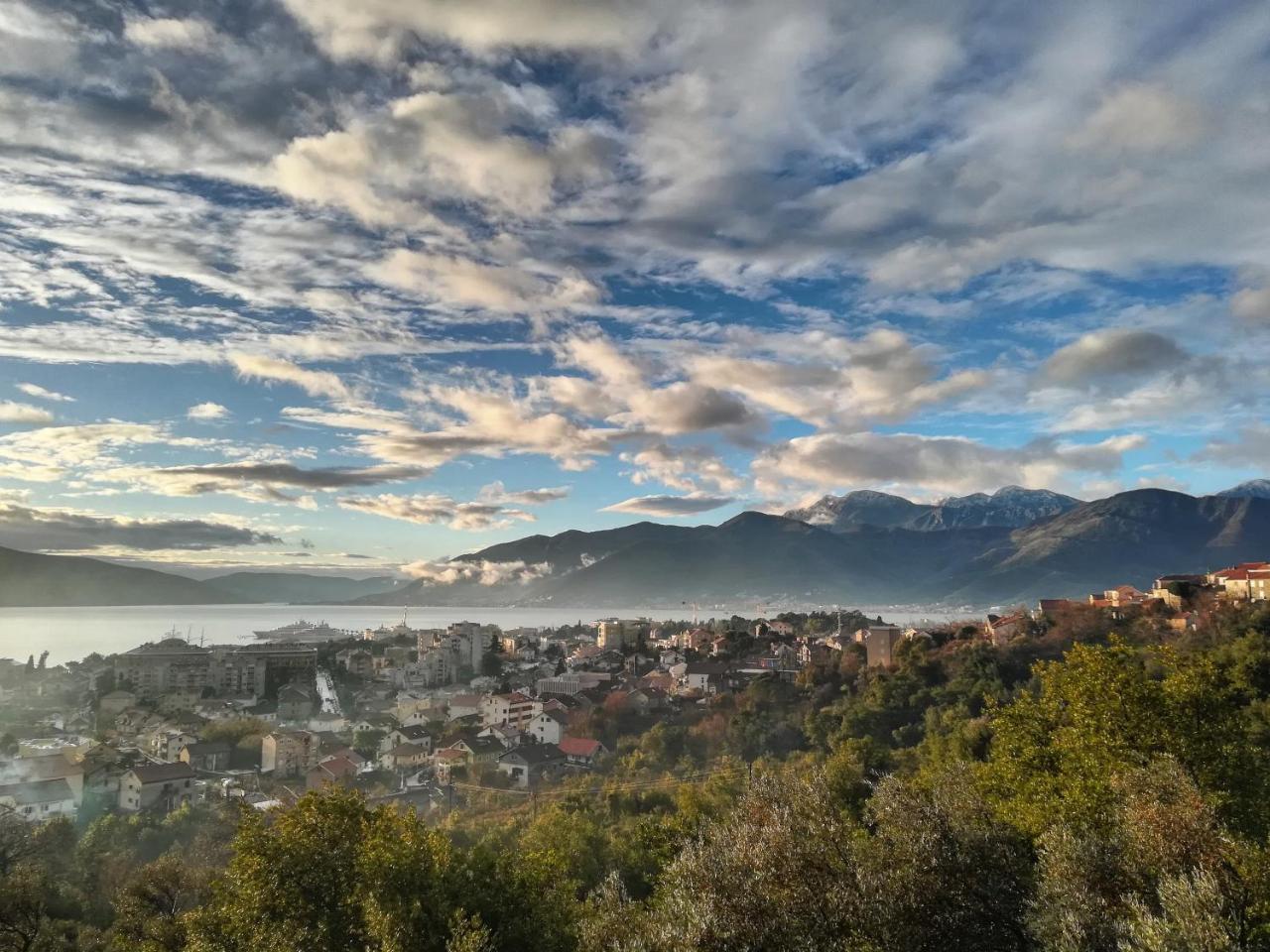 Apartment Sea&Sky Тиват Екстер'єр фото